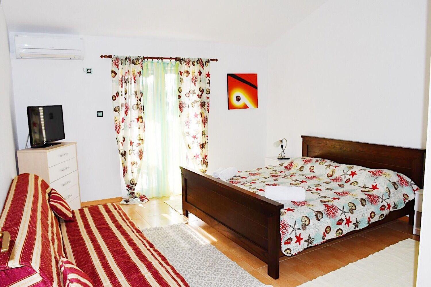 Apartments Darko - 30 M From Beach Sukošan Extérieur photo